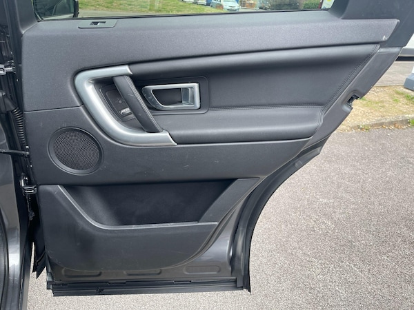 Used Land Rover Discovery Sport 2018 for sale - 75464012: Photo 51