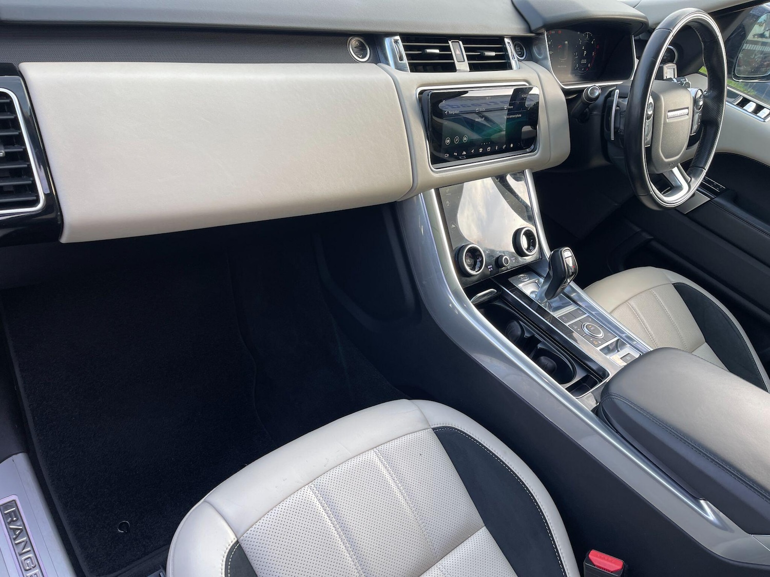 Used Land Rover Range Rover Sport 2020 for sale - 77898149: Photo 9