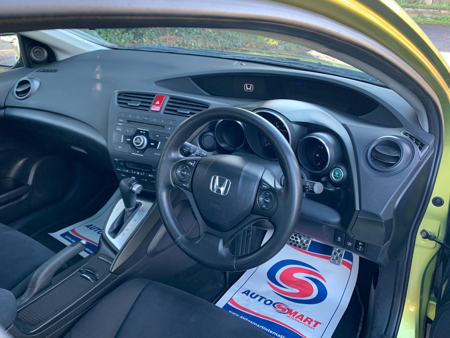 Used Honda Civic 2012 for sale - 76714596: Photo 6