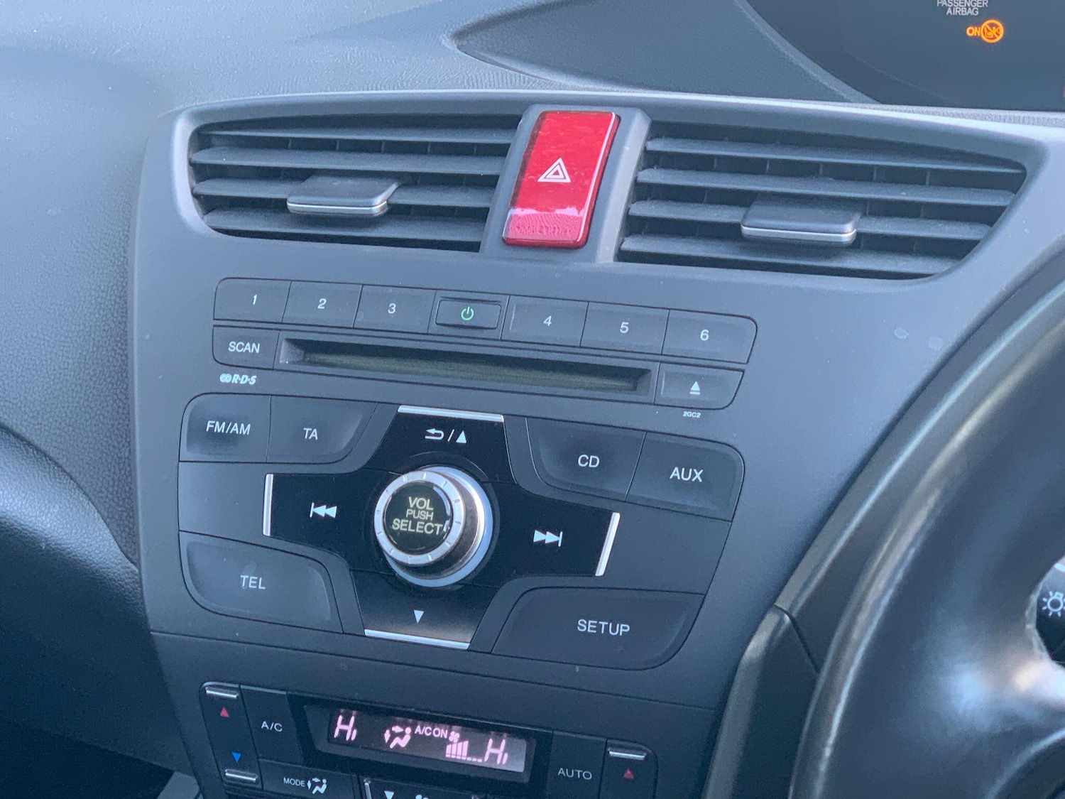 Used Honda Civic 2012 for sale - 76714596: Photo 9