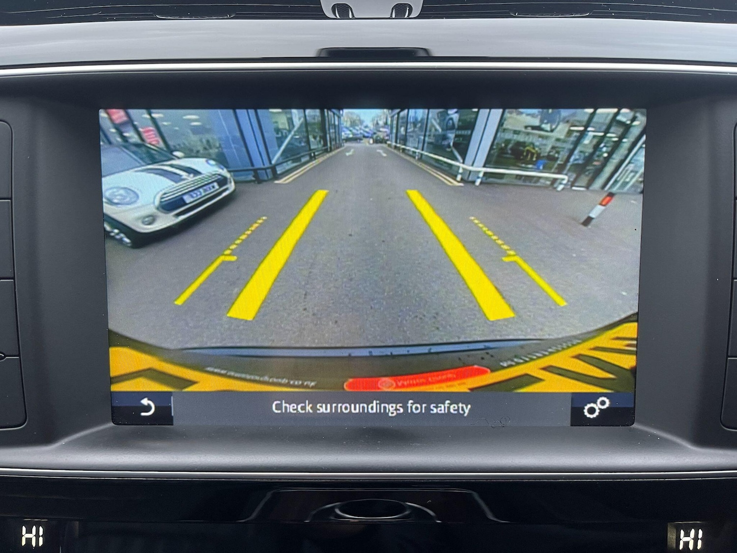 Used Jaguar F-Pace 2017 for sale - 77853670: Photo 16