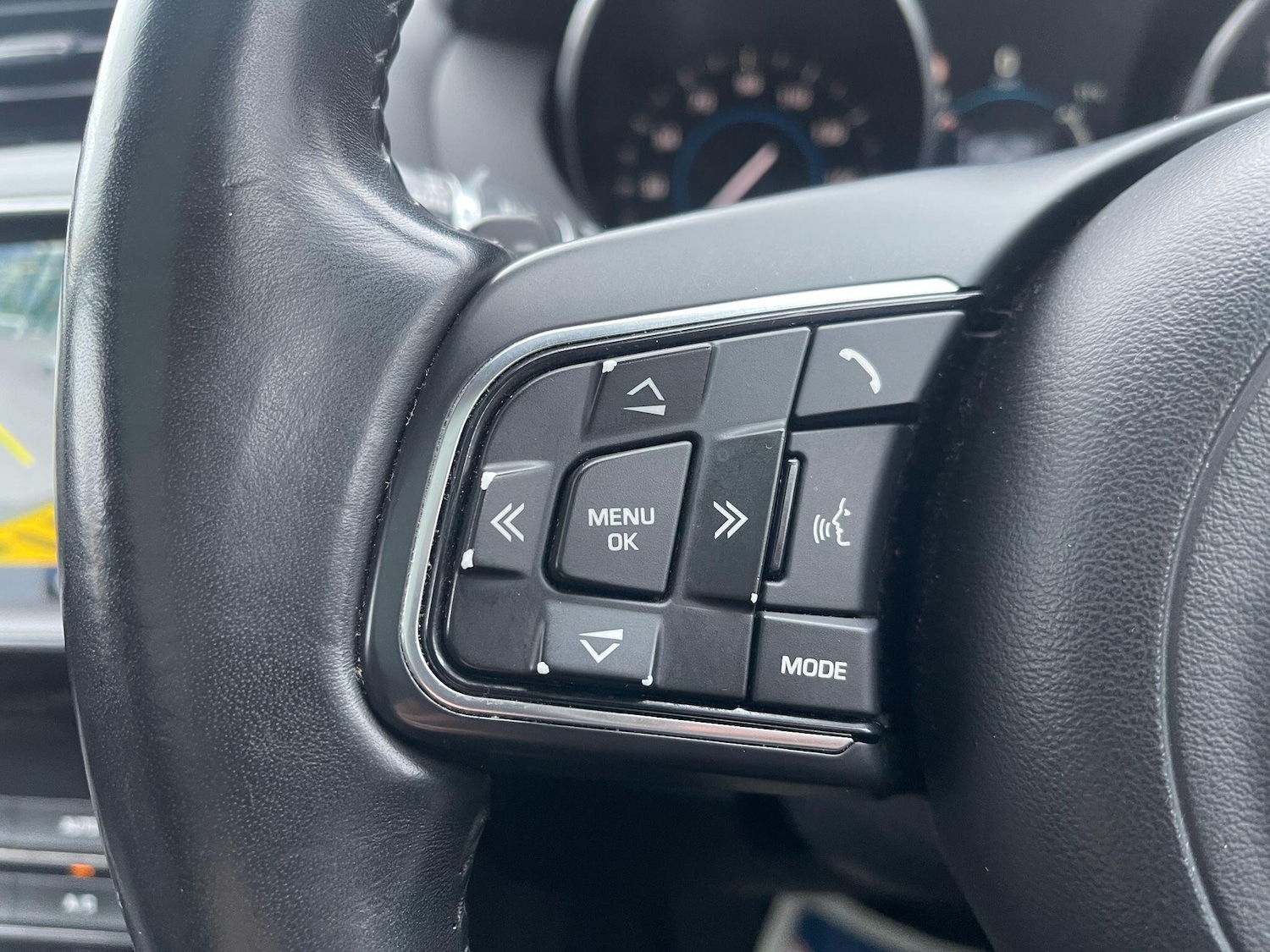 Used Jaguar F-Pace 2017 for sale - 77853670: Photo 28