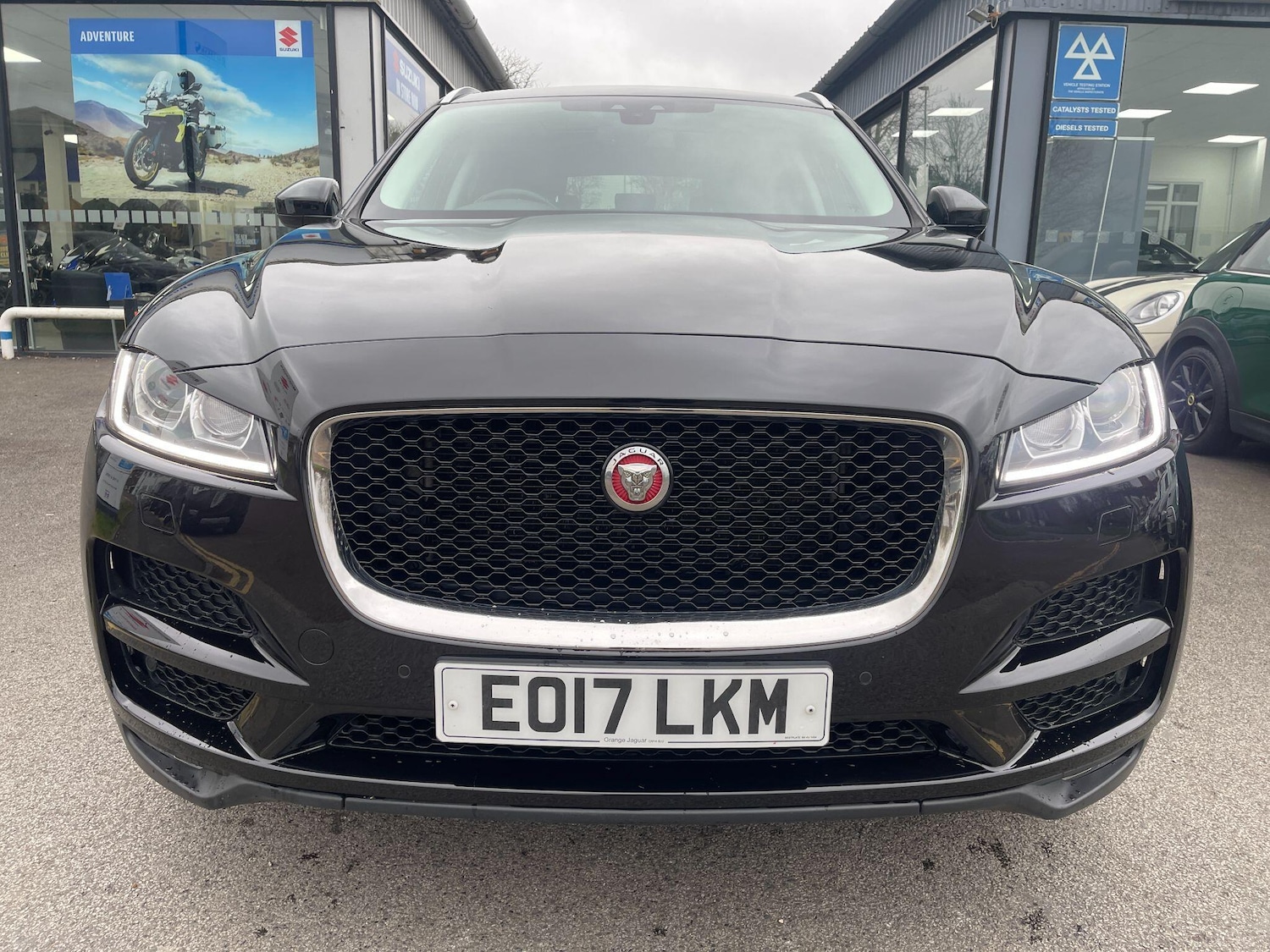 Used Jaguar F-Pace 2017 for sale - 77853670: Photo 3