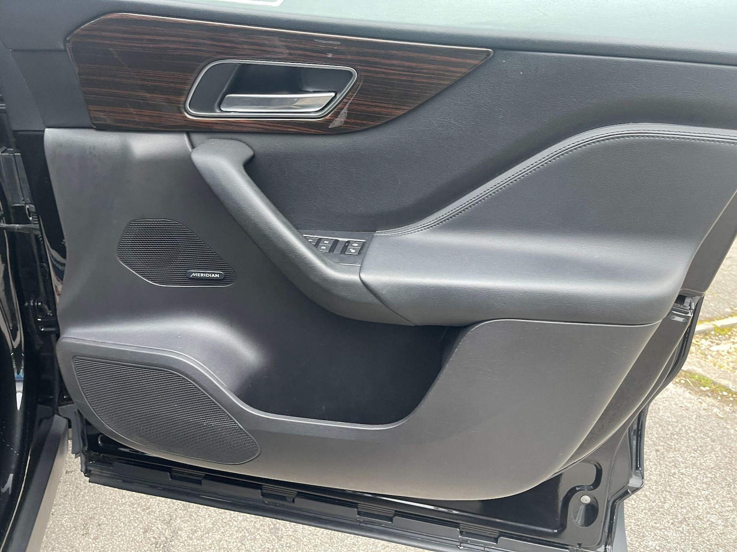 Used Jaguar F-Pace 2017 for sale - 77853670: Photo 39