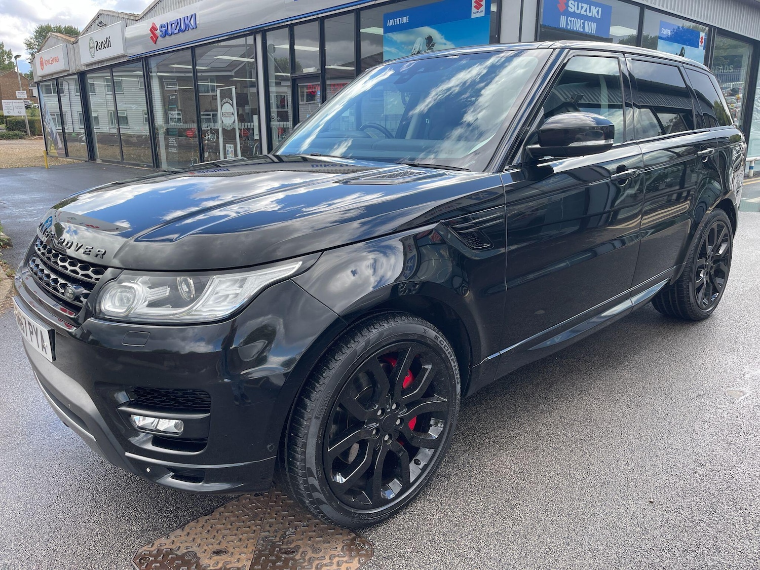 Used Land Rover Range Rover Sport 2017 for sale - 76742552: Photo 11