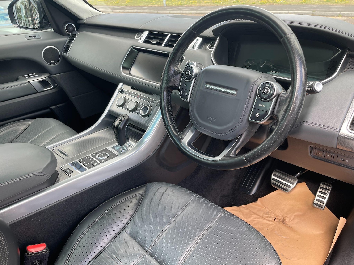 Used Land Rover Range Rover Sport 2017 for sale - 76742552: Photo 26