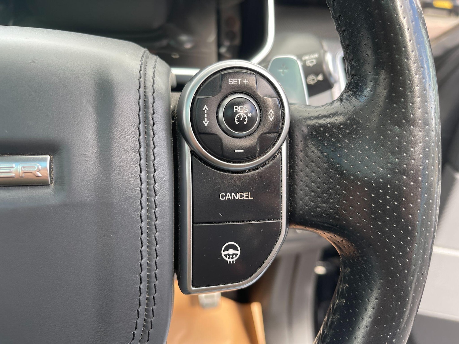 Used Land Rover Range Rover Sport 2017 for sale - 76742552: Photo 37