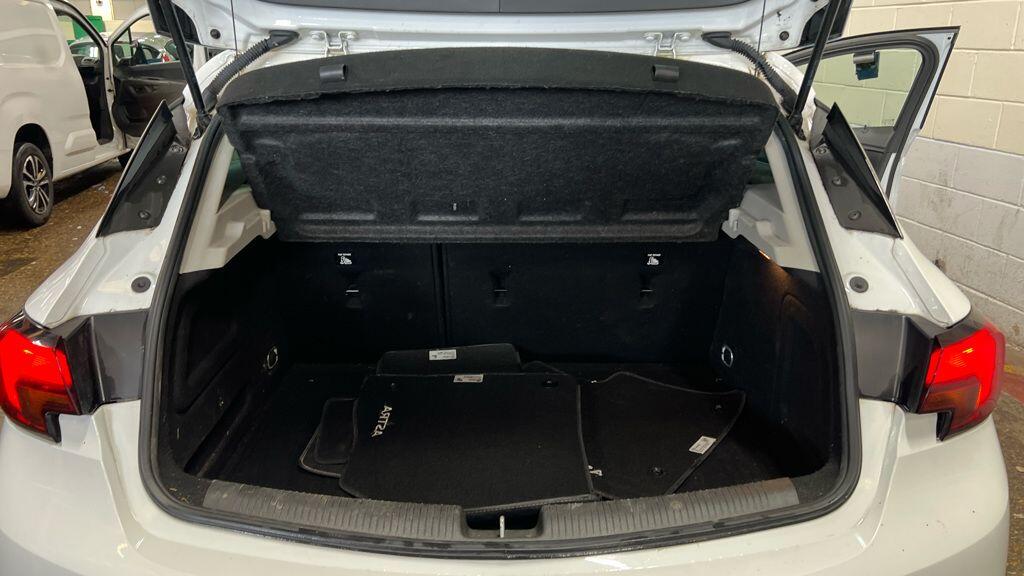Used Vauxhall Astra 2018 for sale - 78204293: Photo 11
