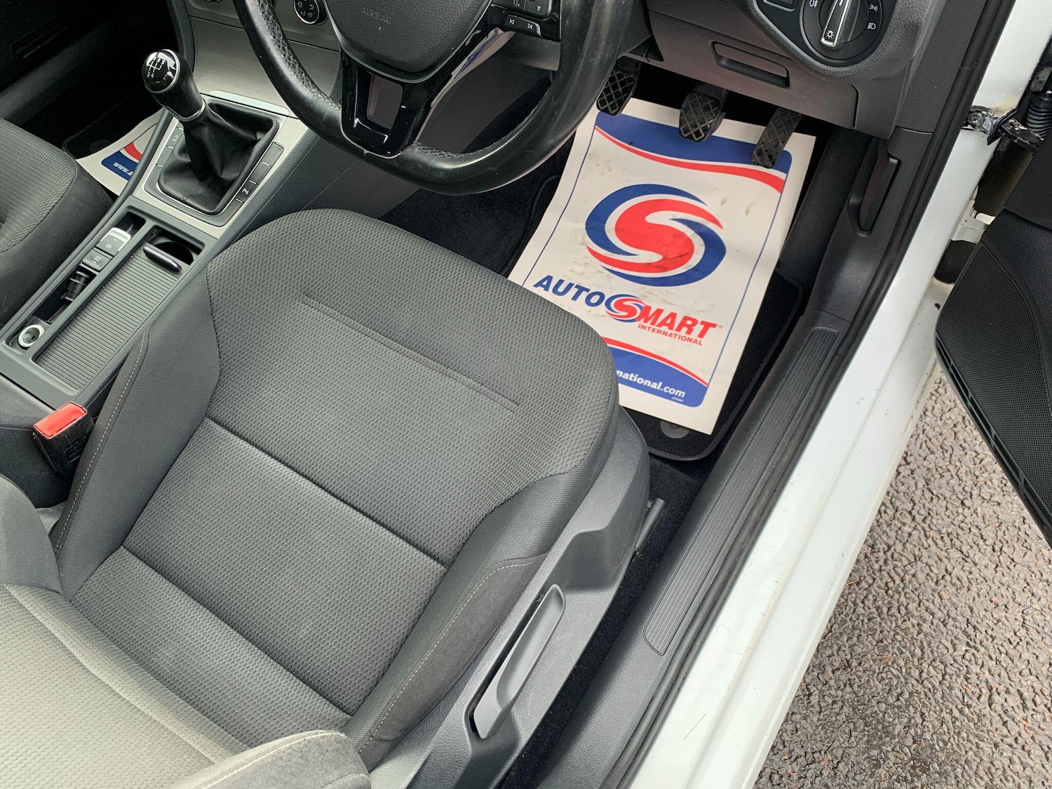 Used Volkswagen Golf 2015 for sale - 76013004: Photo 19