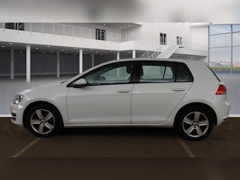 Used Volkswagen Golf 2015 for sale - 76013004: Photo