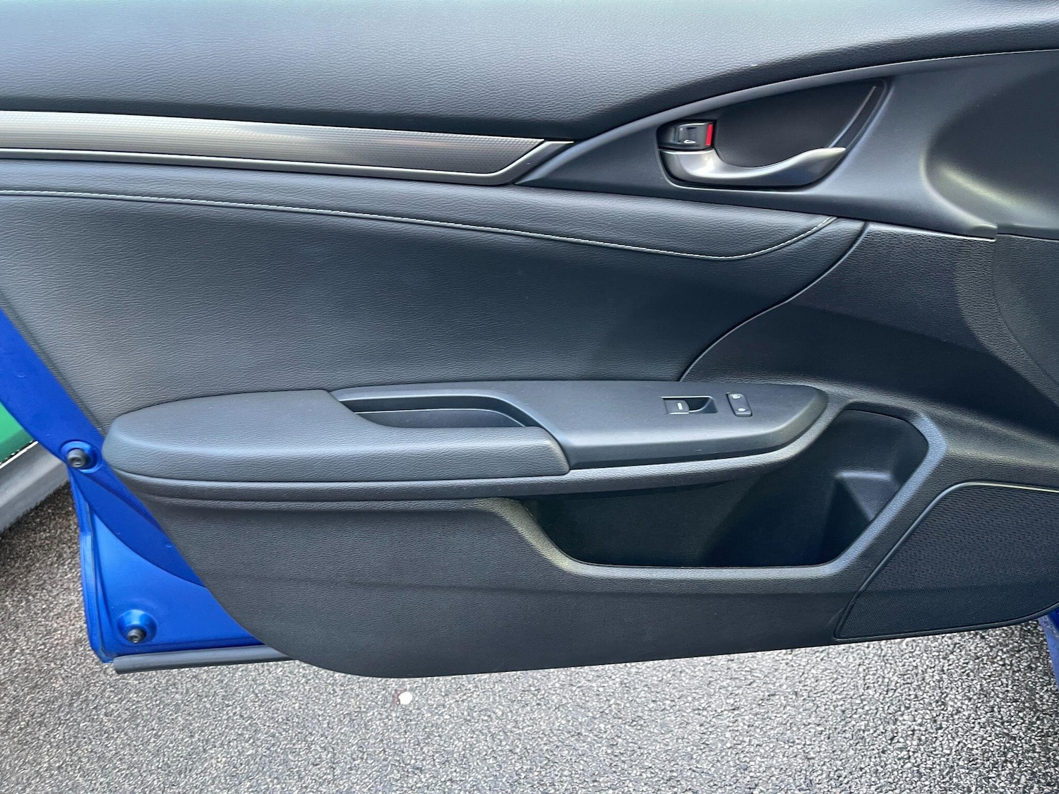 Used Honda Civic 2017 for sale - 76964932: Photo 24