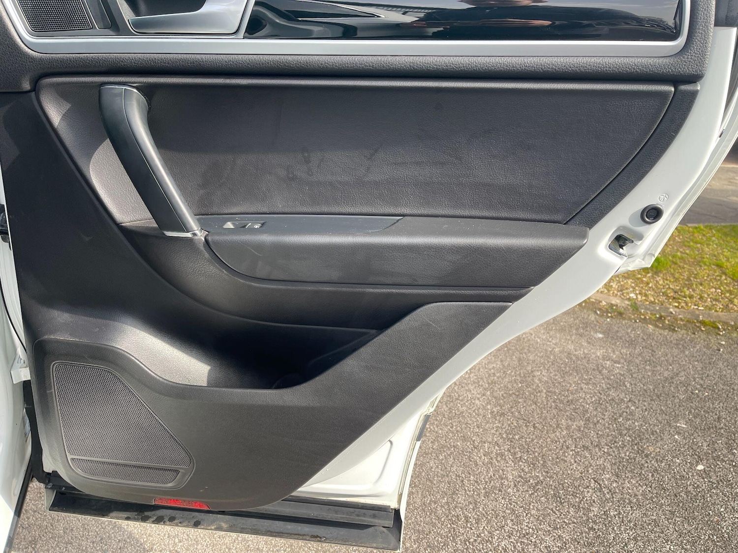 Used Volkswagen Touareg for sale - 77784429: Photo 24