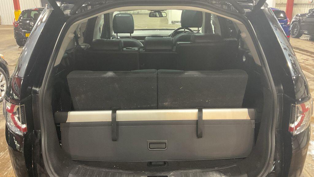 Used Land Rover Discovery Sport 2018 for sale - 76855832: Photo 18