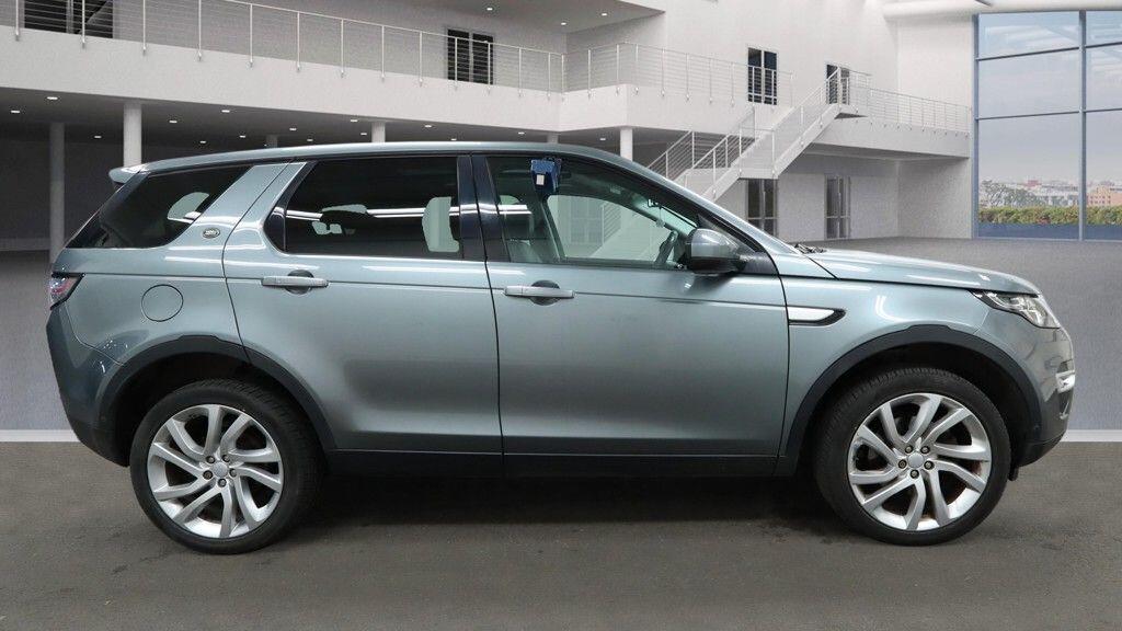 Used Land Rover Discovery Sport 2017 for sale - 77957631: Photo 17