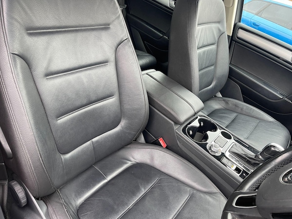 Used Volkswagen Touareg 2016 for sale - 75614387: Photo 38