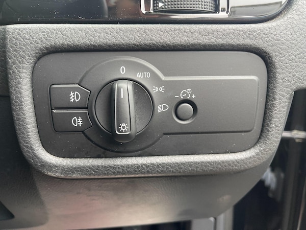 Used Volkswagen Touareg 2016 for sale - 75614387: Photo 49