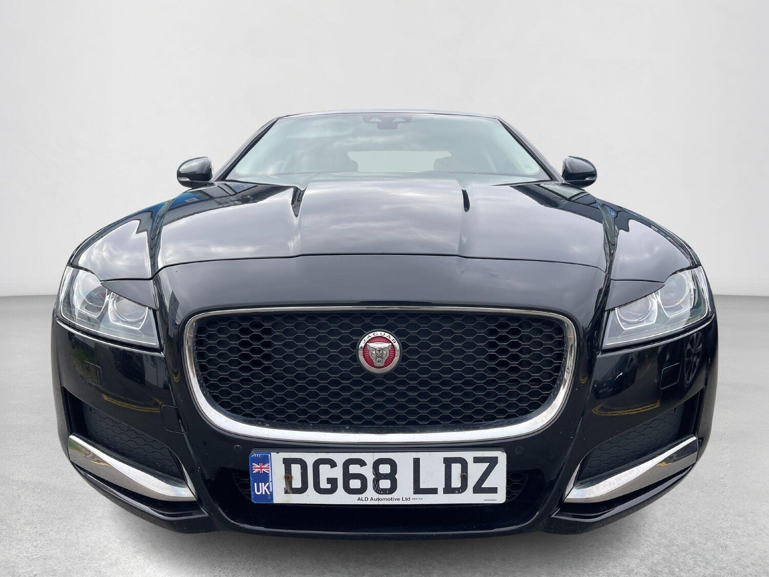 Used Jaguar XF 2018 for sale - 75781090: Photo 12