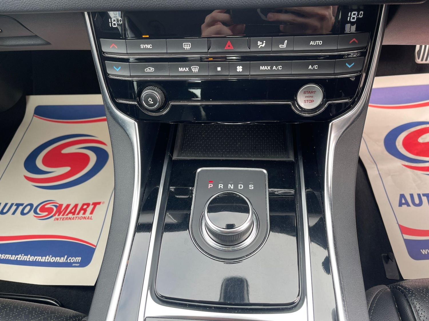 Used Jaguar XF 2018 for sale - 75781090: Photo 32