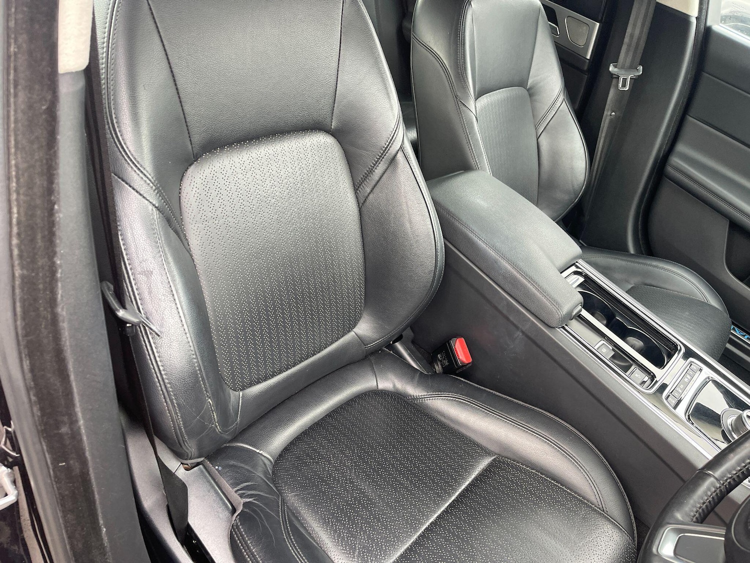 Used Jaguar XF 2018 for sale - 75781090: Photo 35