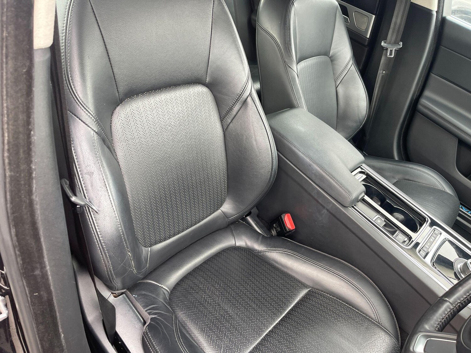 Used Jaguar XF 2018 for sale - 75781090: Photo 36