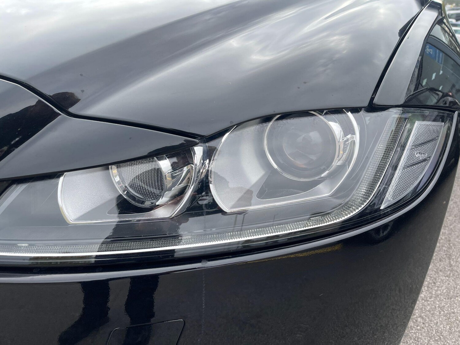 Used Jaguar XF 2018 for sale - 75781090: Photo 65