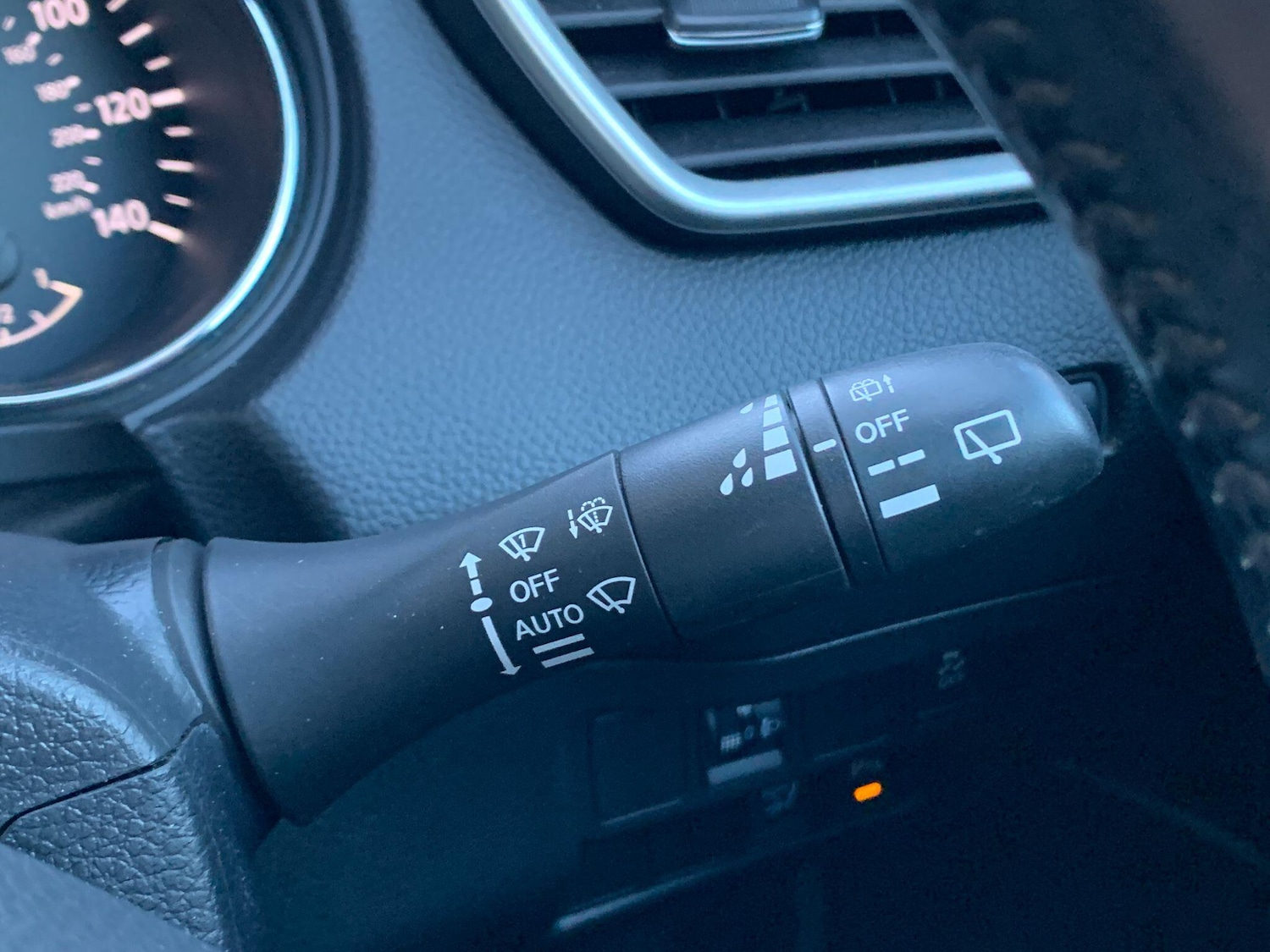 Used Nissan Qashqai 2014 for sale - 76753207: Photo 15