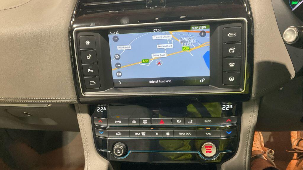 Used Jaguar F-Pace 2016 for sale - 77970036: Photo 23