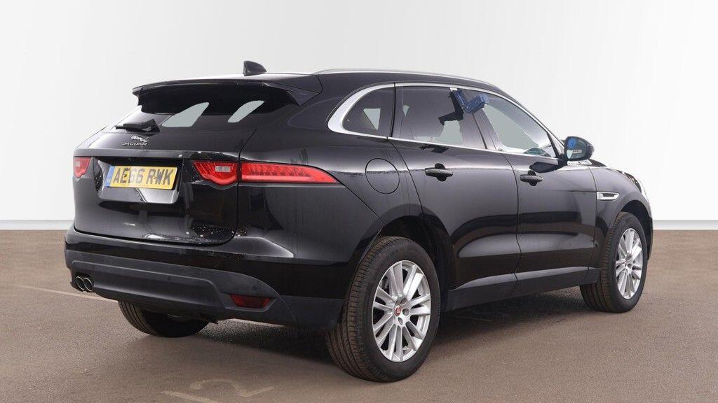 Used Jaguar F-Pace 2016 for sale - 77970036: Photo 5