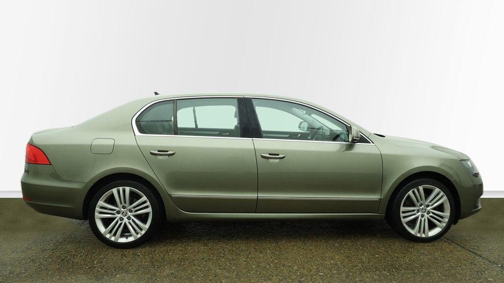 Used Skoda Superb 2016 for sale - 77737763: Photo 9