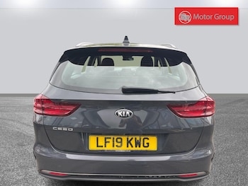 Used Kia Ceed 2019 for sale - 75153118: Photo