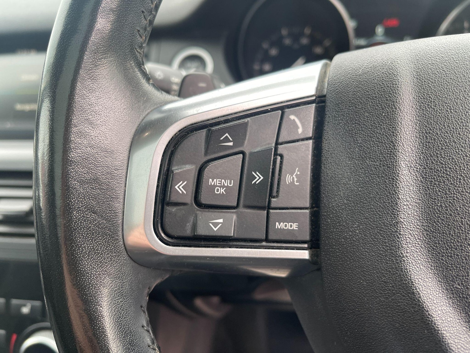 Used Land Rover Discovery Sport 2018 for sale - 76381330: Photo 17