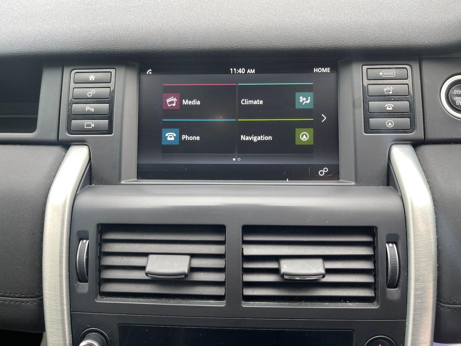 Used Land Rover Discovery Sport 2018 for sale - 76381330: Photo 32