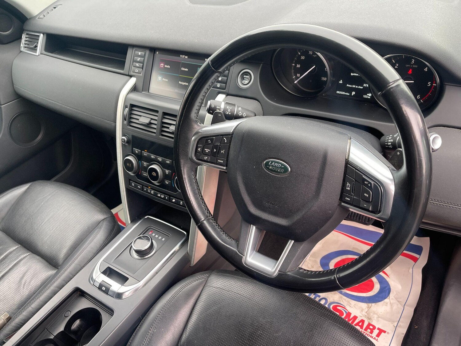 Used Land Rover Discovery Sport 2018 for sale - 76381330: Photo 39