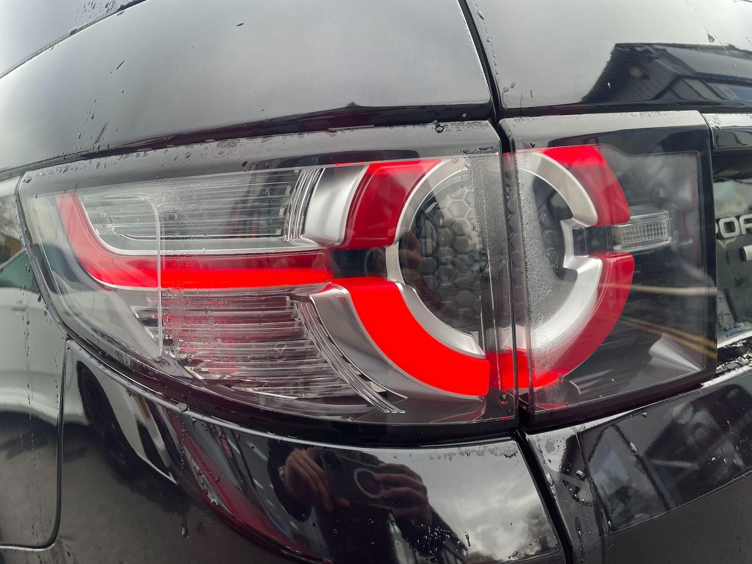 Used Land Rover Discovery Sport 2018 for sale - 76381330: Photo 42