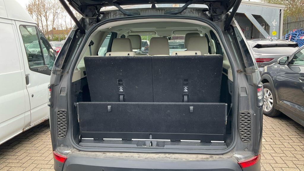 Used Land Rover Discovery 2018 for sale - 78204302: Photo 10