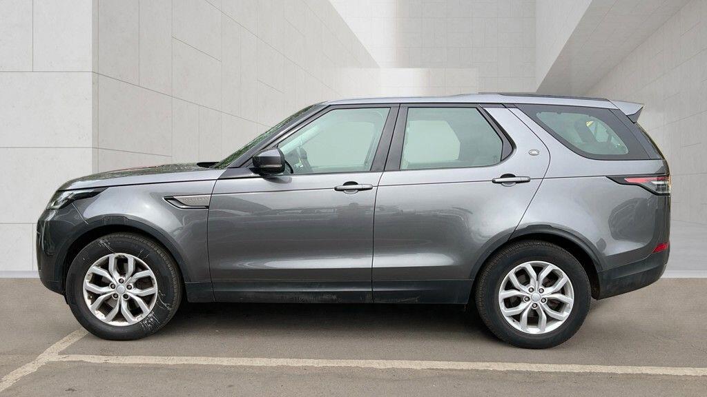 Used Land Rover Discovery 2018 for sale - 78204302: Photo 4