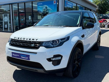 Used Land Rover Discovery Sport 2017 for sale - 79324859: Photo