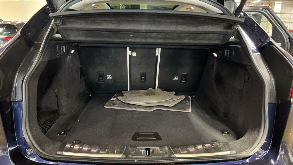 Used Jaguar F-Pace 2019 for sale - 76855679: Photo 17