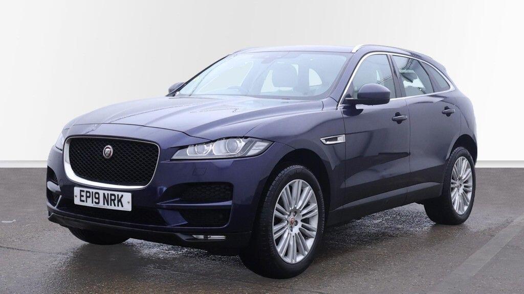 Used Jaguar F-Pace 2019 for sale - 76855679: Photo 2