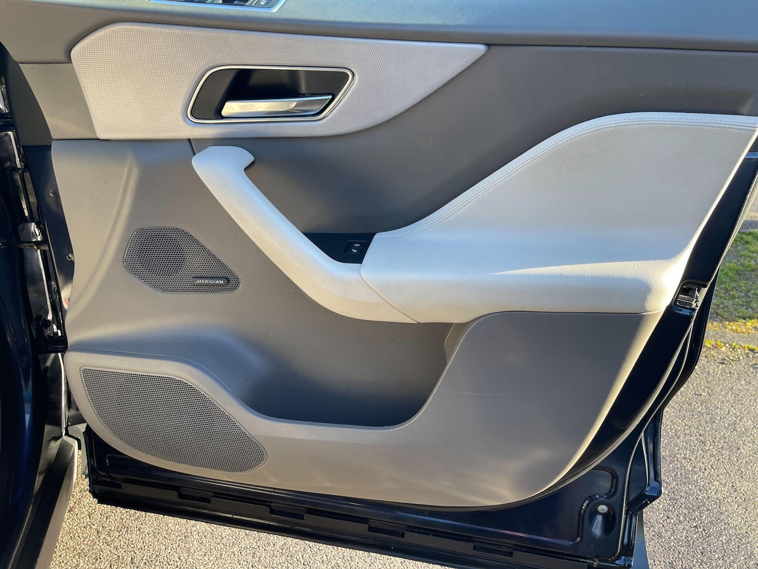 Used Jaguar F-Pace 2019 for sale - 76855679: Photo 24