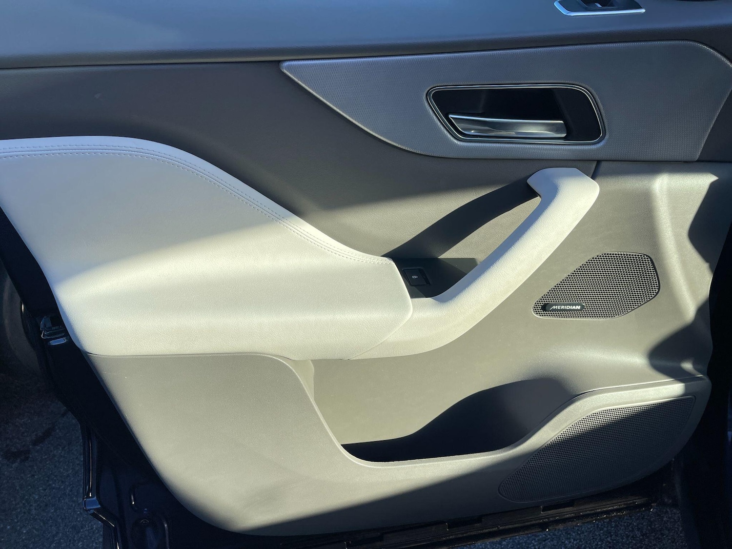 Used Jaguar F-Pace 2019 for sale - 76855679: Photo 27