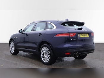 Used Jaguar F-Pace 2019 for sale - 76855679: Photo