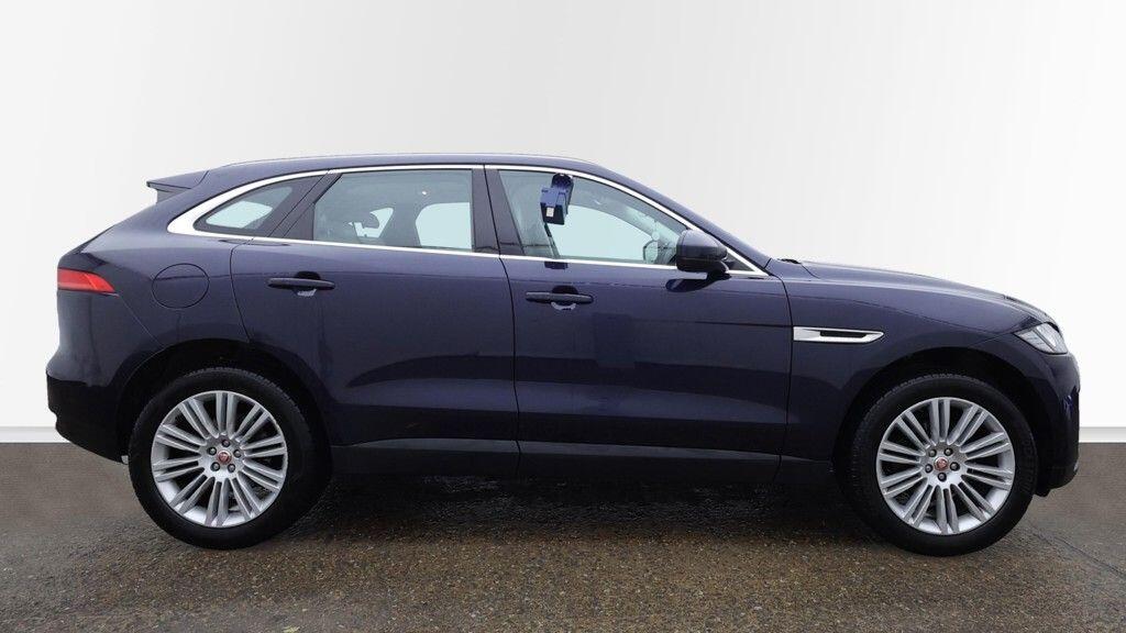 Used Jaguar F-Pace 2019 for sale - 76855679: Photo 9