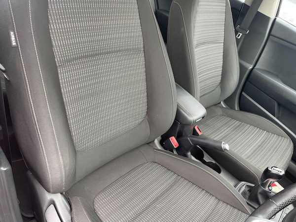 Used Kia Stonic 2019 for sale - 76179454: Photo 35
