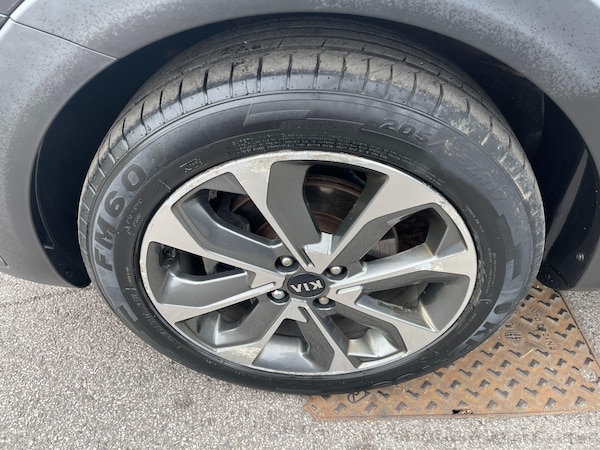 Used Kia Stonic 2019 for sale - 76179454: Photo 54