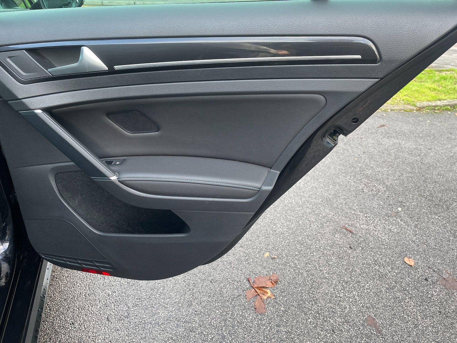 Used Volkswagen Golf 2016 for sale - 76597227: Photo 23