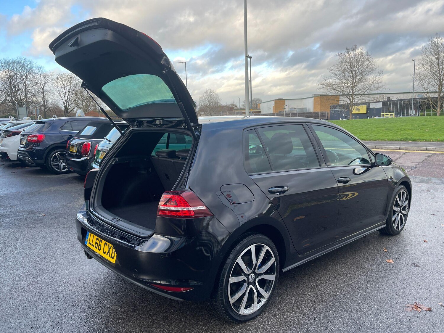 Used Volkswagen Golf 2016 for sale - 76597227: Photo 38