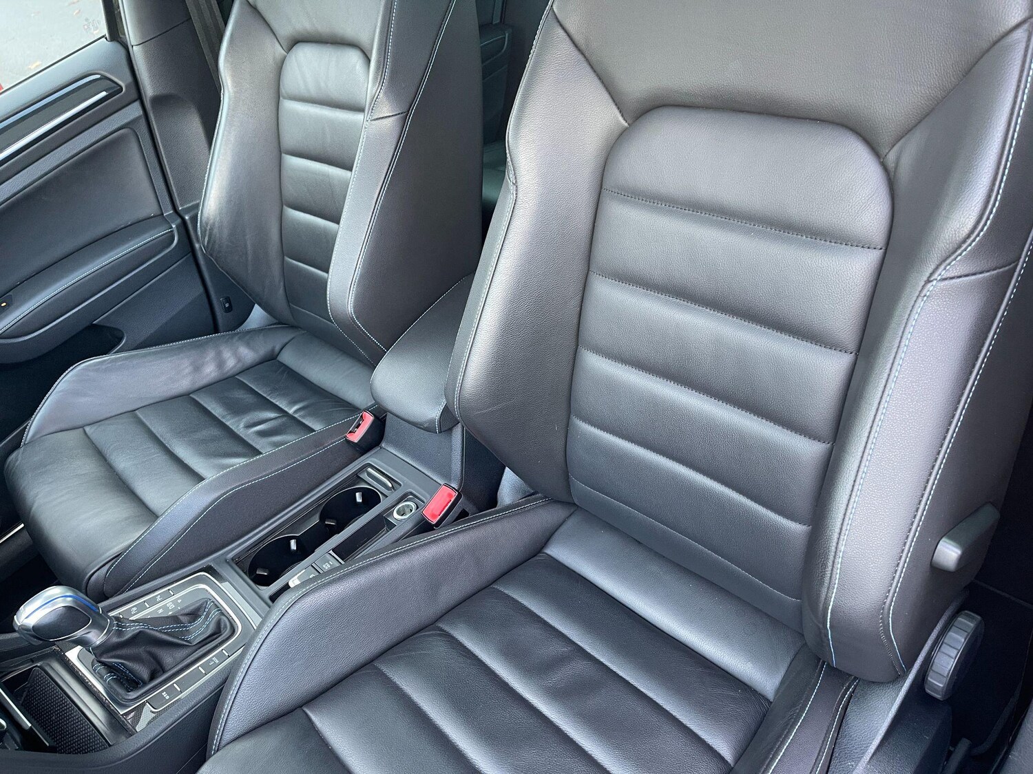 Used Volkswagen Golf 2016 for sale - 76597227: Photo 41