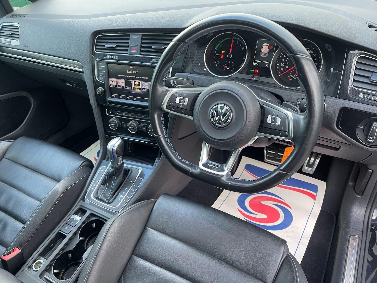 Used Volkswagen Golf 2016 for sale - 76597227: Photo 9