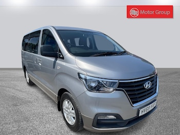 2019 (69) - 2.5 CRDi SE Nav 5dr